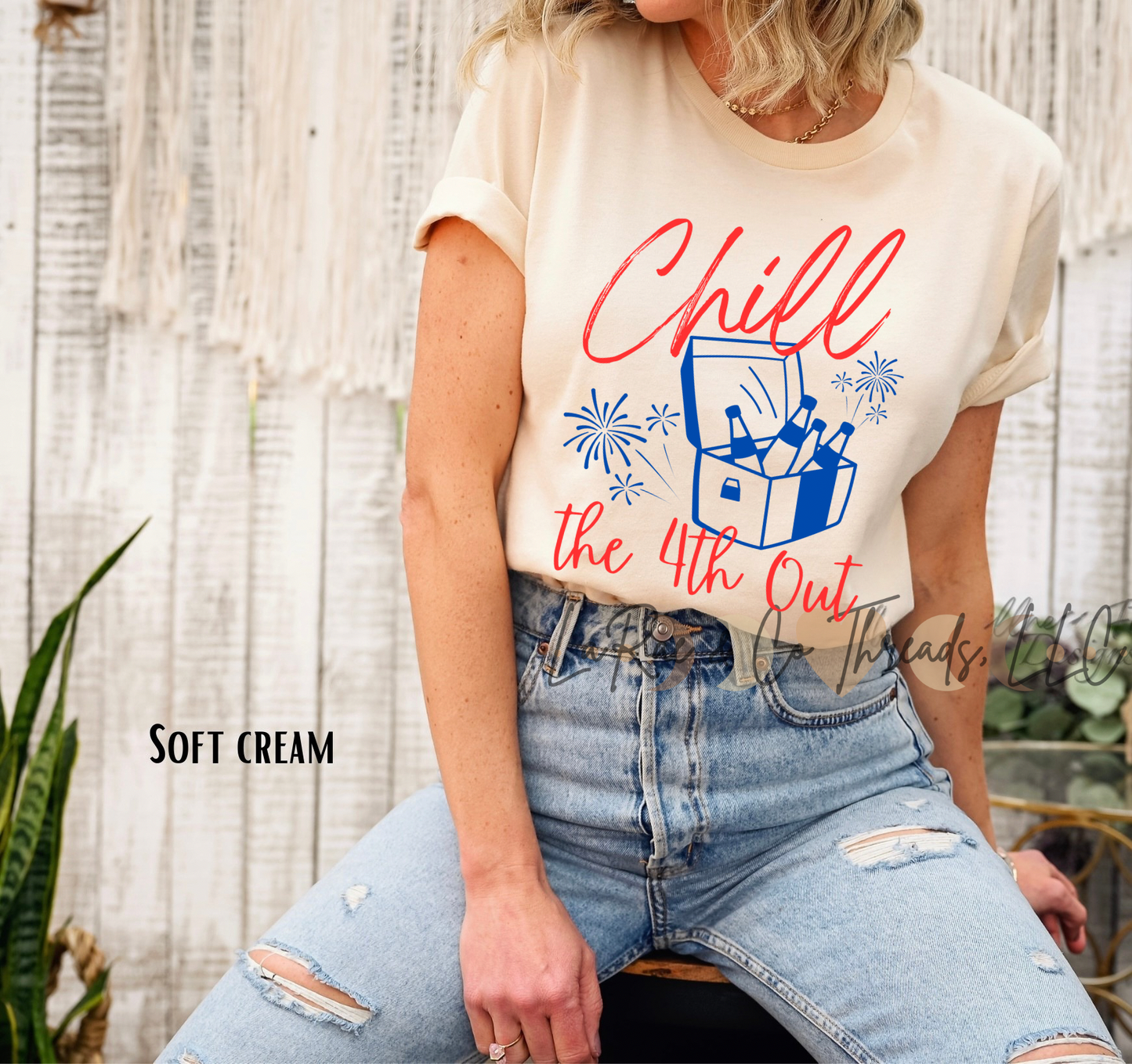 Chill 4th Out Tee, Relaxed Independence Day T-Shirt, Summer BBQ Shirt, Patriotic Shirt, 4th of July Drinks Shirt, Ice Cold Tee, Casual Holiday Outfit