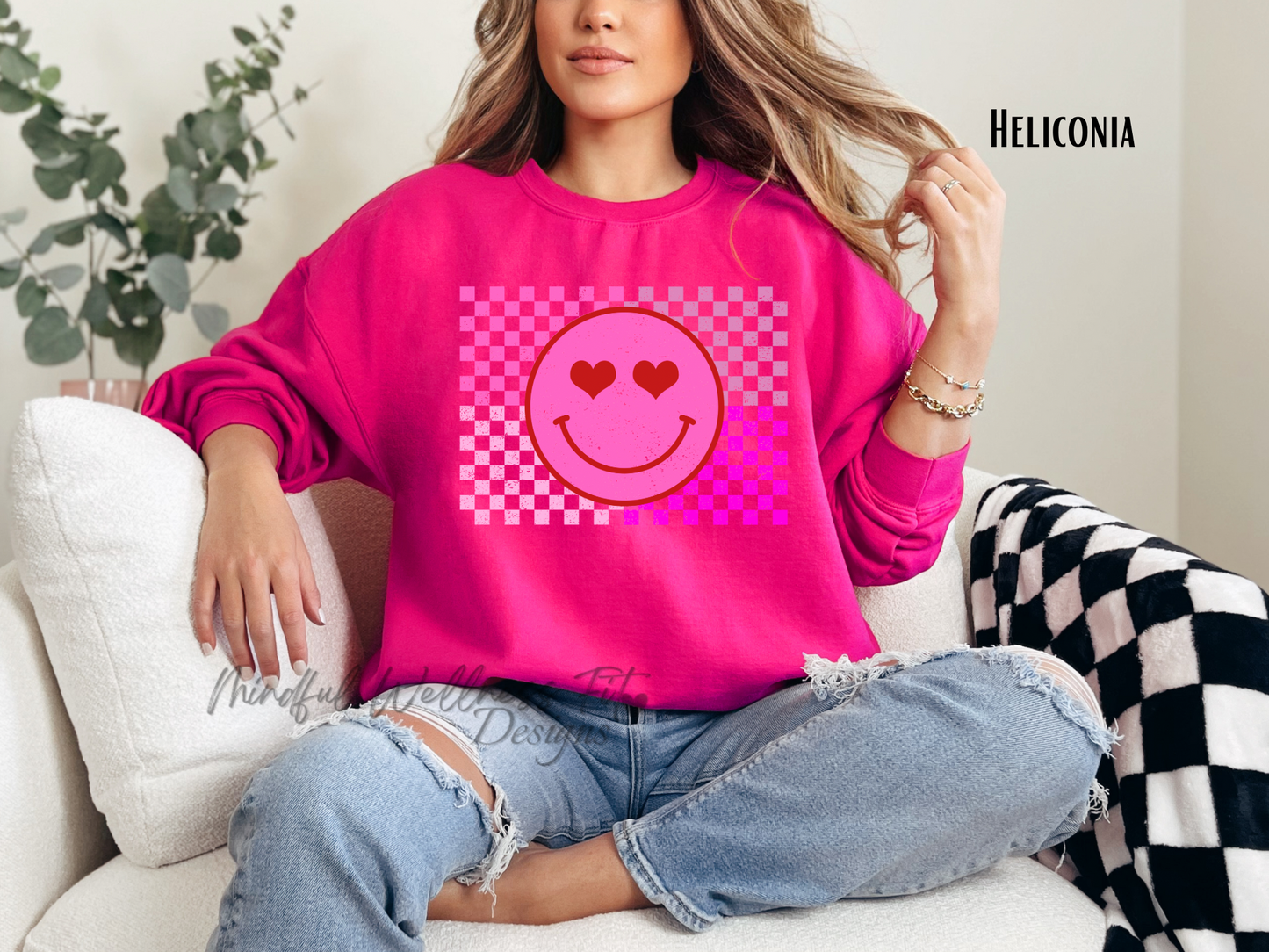 Retro Smiley Face Sweatshirt, Valentine's Day Smile Crewneck, Trendy Checkered Sweatshirt, Vintage Happy Face Crew, Classic Love Pullover,