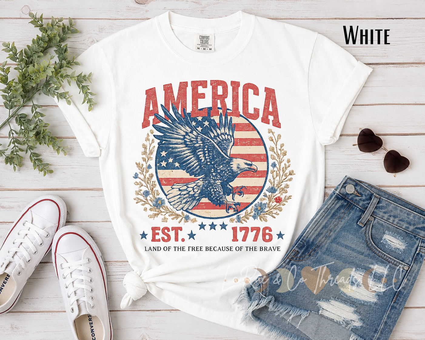 Vintage American Eagle Shirt – EST. 1776 Patriotic Land of the Free Tee, Retro Floral USA Shirt, Americana Wildflower Fourth of July Shirt