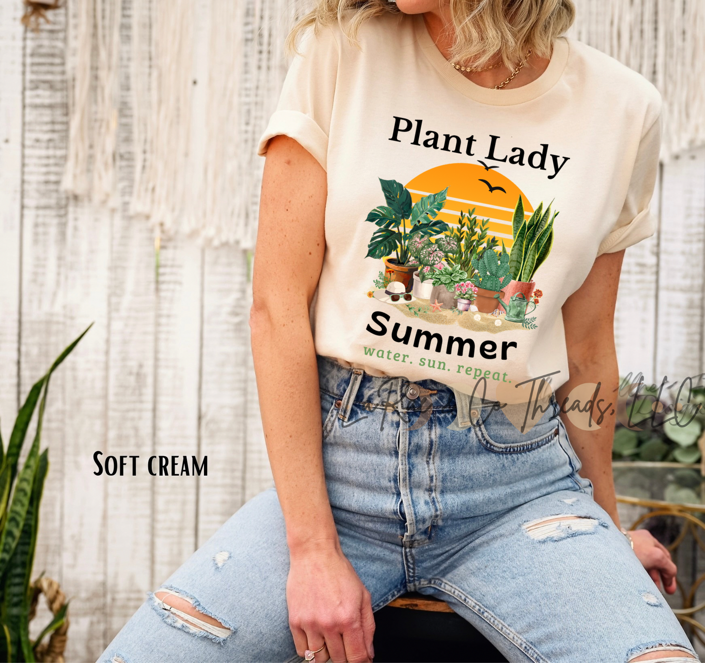 Plant Lady Summer Shirt – Retro Plant Lover Tee, Houseplant Mom Shirt, Gardening Lover, Water Sun Repeat, Botanical Graphic T-Shirt